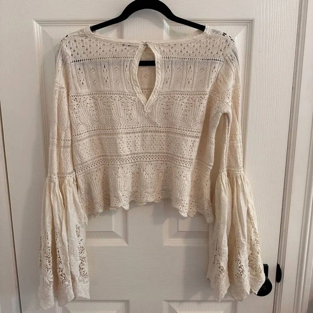 Free People Retro Love Crochet Lace Bell Sleeve Top Cream XS OB617651